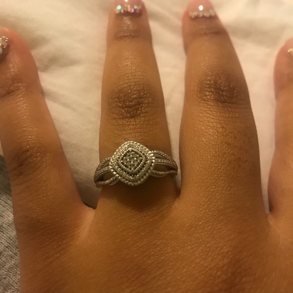 Promise Ring - Picture 4 of 4